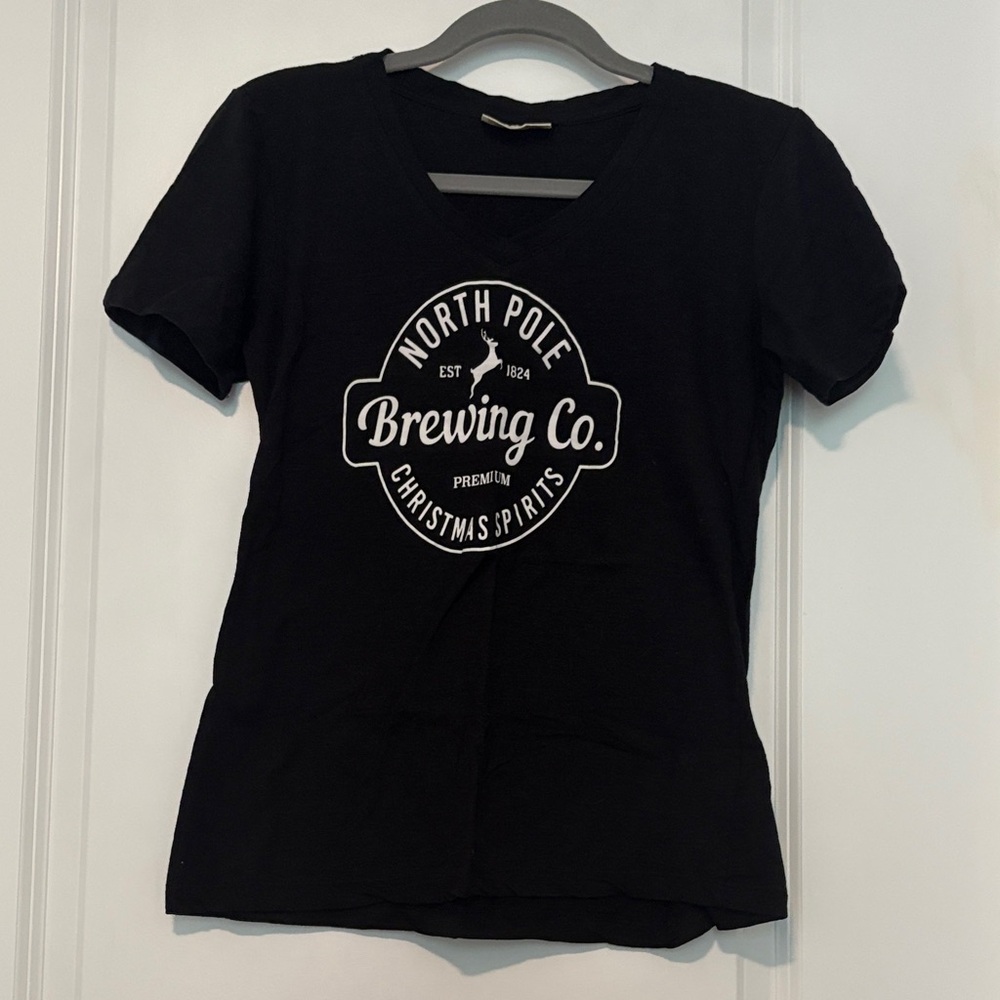 Bobbie Brooks Christmas Black Graphic Tee